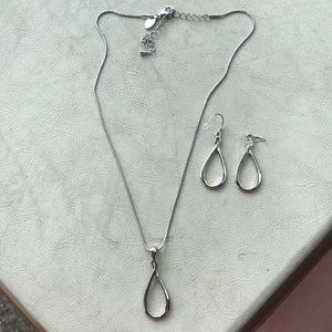 Lia Sophia necklace and earrings